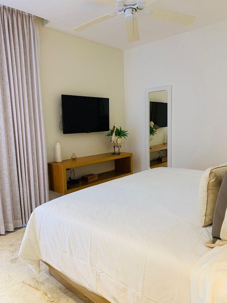 Anah Suites Playa del Carmen Exteriér fotografie